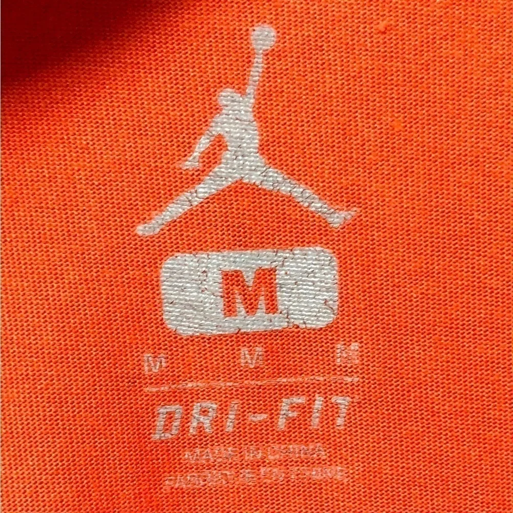 🪽Nike Air Jordan Orange & Gray Wingspan T-shirt